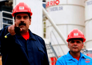 Expresidente de PDVSA de Maduro comanda mafia que contrabandea gasolina