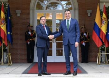 Petro en España buscó reforzar relaciones bilaterales pero no escapó a la polémica