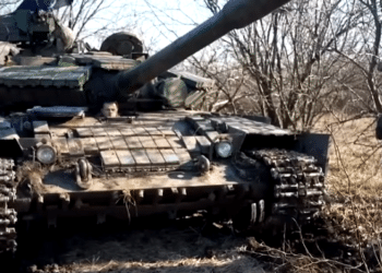 Putin envía tanques de la era soviética a la ofensiva contra Ucrania