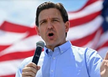 DeSantis pide «restaurar la cordura» en su discurso en Nevada