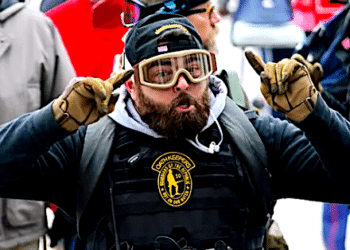 Más Oath Keeper condenados por el asalto al Capitolio el 6 de enero