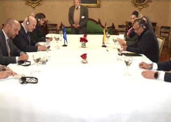 El Fiscal de la CPI inició su investigación sobre el conflicto armado colombiano en 2004, y los presuntos crímenes de guerra y de lesa humanidad.