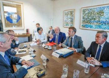 La oposición y el régimen de Venezuela vuelven a verse cara a cara en Bruselas