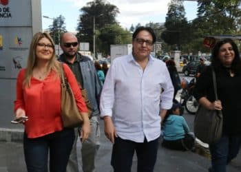 Viuda de Fernando Villavicencio denunció que Piedad Córdoba amenazaba al candidato