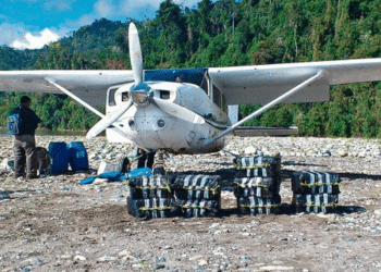 Perú anuncia acuerdo con EE.UU. para frenar avionetas del narcotráfico