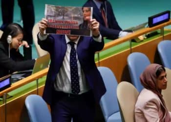 Por protestar contra el régimen iraní, embajador de Israel en la ONU es detenido y puesto en custodia