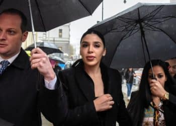 Emma Coronel, la esposa de “El Chapo” Guzmán, salió de prisión