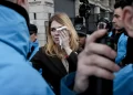 Argentina: Rocían con gasolina a candidata de Milei a diputada en la Legislatura