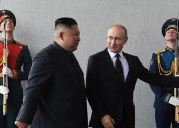 Kim Jong-un y Vladimir Putin podrían cerrar acuerdo para venta de municiones a Rusia