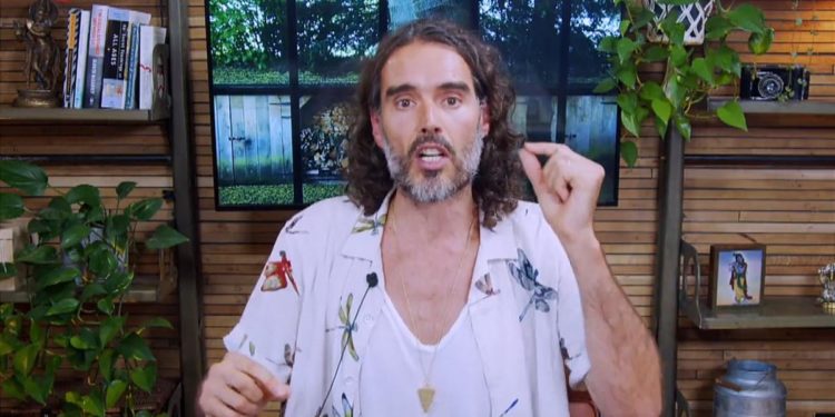Acusaciones por delito sexual contra Russel Brand: ¿Realidad o montaje?