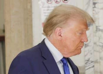 Juez de Nueva York impone multa de 10.000 dólares a Donald Trump