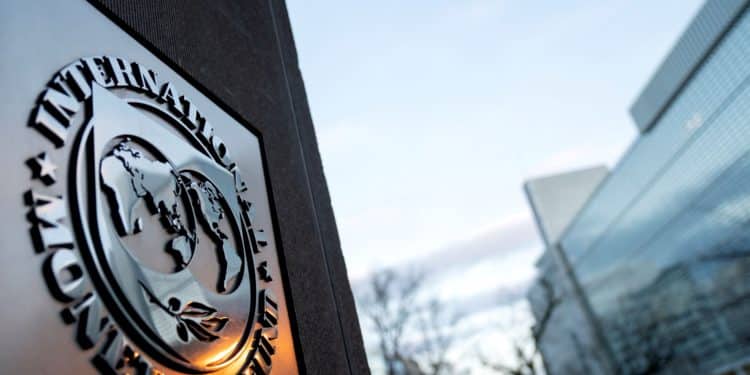 FMI: Chile y Argentina serán las únicas dos economías de la región que mostrarán decrecimiento