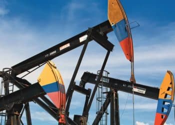 Senadores de EEUU presentan ley que prohíbe importar gas y petróleo desde Venezuela