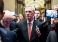 Kevin McCarthy, primer presidente de la Cámara de Representantes en ser destituido tras una histórica votación