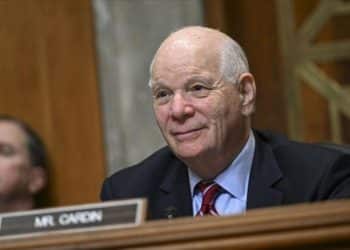 Senador Cardin, reemplazo de Bob Menendez en el Comité de Asuntos Exteriores, amenaza con suspender ayuda a Egipto