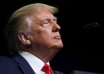 Fiscal Smith investiga una conversación de Donald Trump con sus amigos sobre armas nucleares