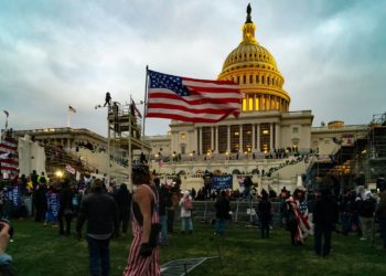 El Departamento de Justicia de Biden atormentó hasta la muerte a cuatro manifestantes del 6 enero