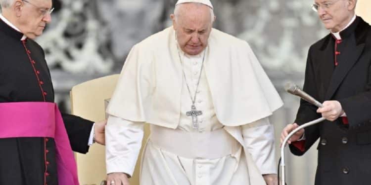 “No estoy bien de salud”: la confesión del papa a un grupo de rabinos europeos