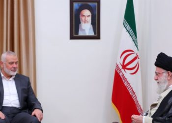 Líder de Irán rechaza la invitación de Hamás a la guerra «por no avisar del ataque a Israel»