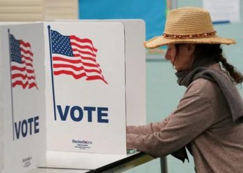 Fallas en el sistema: reportaron error en máquinas de votación en EE.UU durante elecciones
