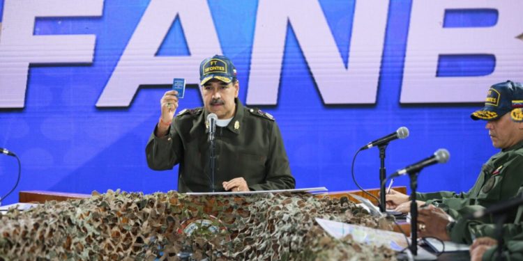 Venezuela anunció «acción defensiva» contra Reino Unido por su presencia en Guyana