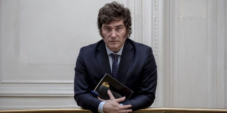 La Cápsula: la llegada de Javier Milei, el salvavidas para la economía argentina