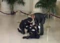 Vídeo: guardia de honor se desmaya frente al ataúd de la jueza Sandra Day O’Connor