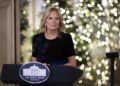 Jill Biden es criticada por «horrendo» video navideño de La Casa Blanca