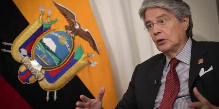 El Parlamento de Ecuador declara al expresidente Lasso «responsable» de malversación