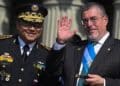Arévalo agradece a militares por la «imparcialidad» en crisis política en Guatemala