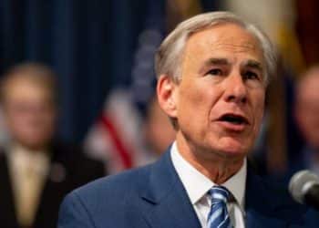 Crisis migratoria: Gobernador de Texas promete «guerra legal» contra decisiones de la Corte Suprema