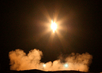 Irán lanzó un nuevo satélite y crecen las preocupaciones por el avance de su programa de misiles