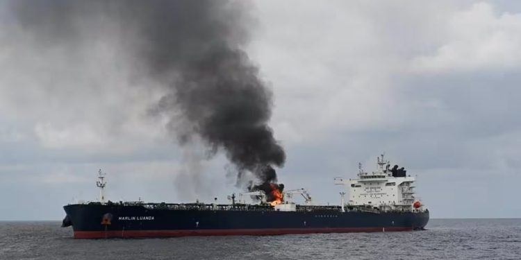 Nuevo ataque contra buque de EE.UU. se registró en Yemen, el segundo en menos de 24 horas