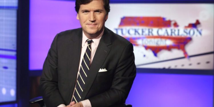 El reconocido periodista Tucker Carlson llega a Moscú: ¿Entrevistará a Putin?