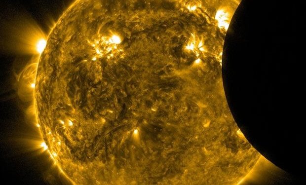 Escasez y emergencia local: Texas en alerta por el Eclipse del Siglo