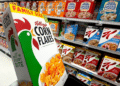 CEO de Kellogg’s recomienda «a los más pobres» cenar cereal para ahorrar: Ahora piden boicot contra la compañía