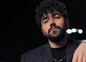 Irán condena a cárcel a cantante por himno en apoyo a los derechos de las mujeres