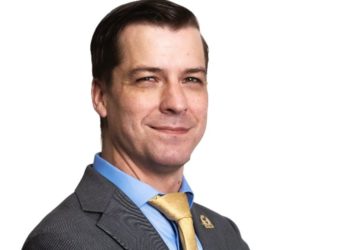 Chase Oliver, el nuevo rostro del Partido Libertario de EE.UU.
