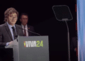 Javier Milei encara a Pedro Sánchez: «Aun cuando tenga a la mujer corrupta, se ensucia, y se tome cinco días para pensarlo”