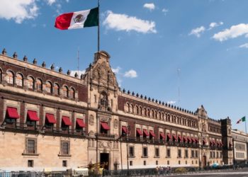 «Bienvenido a la presidencia»: Los retos que heredará el próximo mandatario de México