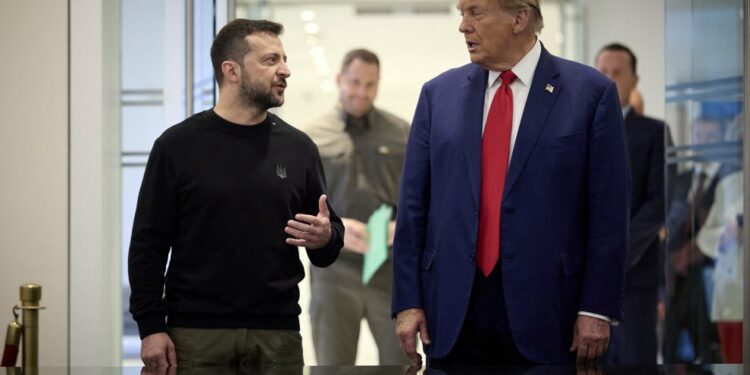 Trump tras reunirse con Zelenski: Promete un «trato justo» y asegura que resolverá el conflicto en Ucrania rápidamente