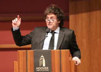 Javier Milei: «Me llevo mal con el 85 % de los periodistas, porque me parece que mienten»