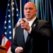 Tom Homan anunció la restitución de la detención de familias migrantes