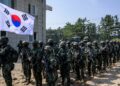 Presidente de Corea del Sur declara ley marcial, militariza el Parlamento y controla los medios de comunicación