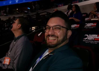 El FBI arresta a oficial del Partido Demócrata de Florida por posesión de pornografía infantil