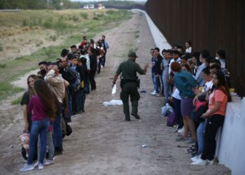 Aumentan los cruces fronterizos en EE.UU. de cara a la toma de posesión de Donald Trump