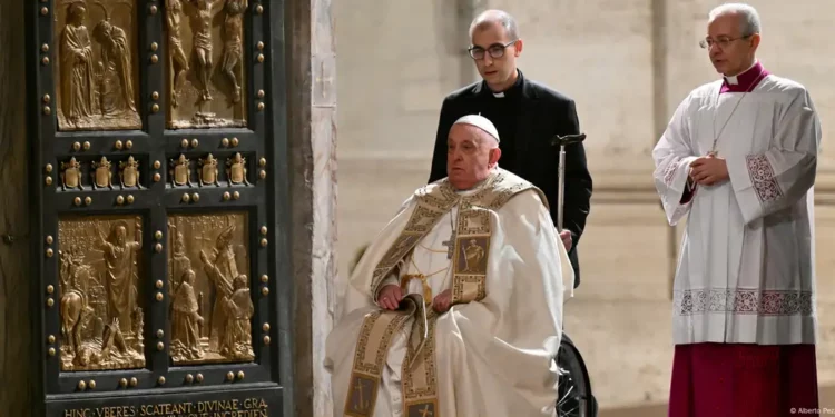 La salud del Papa Francisco: incertidumbre y especulaciones sobre el futuro en el Vaticano
