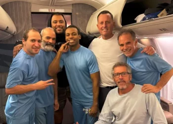 Richard Grenell regresó a EE.UU con ciudadanos estadounidenses que se encontraban detenidos en Venezuela