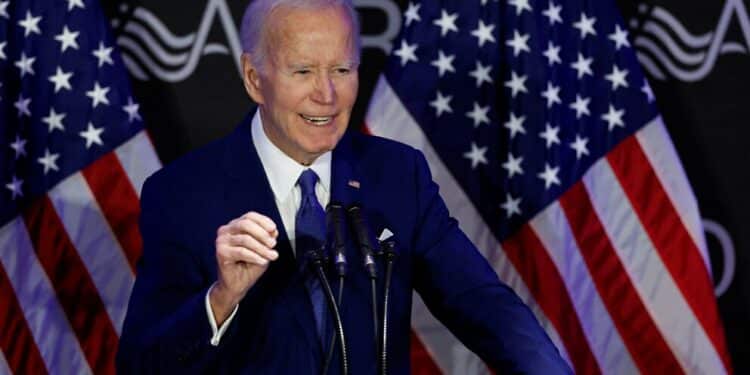Joe Biden cuestionó al gobierno de Donald Trump en su primer discurso desde que dejó la Casa Blanca
