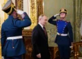 El Kremlin dice que se prepara para las negociaciones con Ucrania en Estambul, donde Zelenski espera a Putin